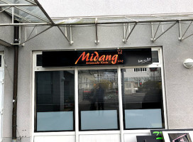 Midang outside