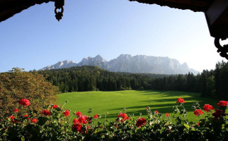 Landgasthof Ledererwirt outside