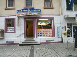 Big Döner outside