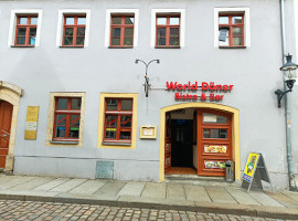 World Döner Bistro outside