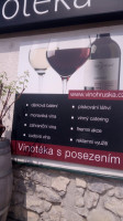 Vinoteka Tetin Vino Hruska menu