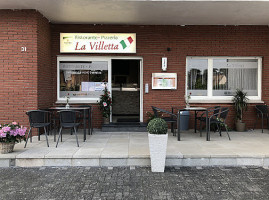 La Villetta outside