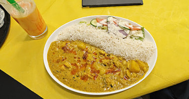 Indisches Curry Haus food