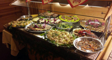 Selsky Dvur food