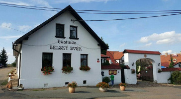 Selsky Dvur outside