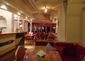 Restaurant Albaraka Grill inside