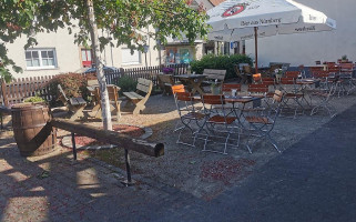 Sandras Bierstube outside