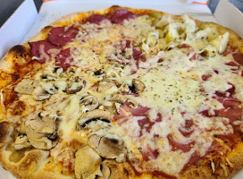 Pizza Abholservice Tre Fratelli food