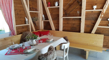 Waldwirtschaft Uschenriet inside