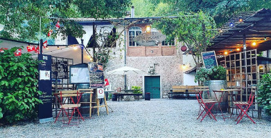 Grotto Stremadone outside