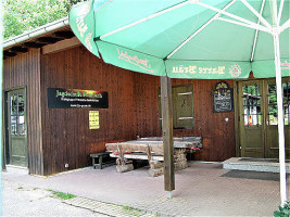 Zum Jägerheim outside