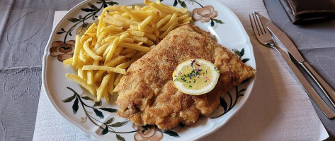 Restaurant National food