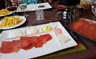 Du Chamois food