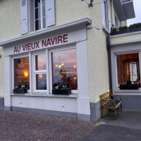 Au Vieux Navire outside