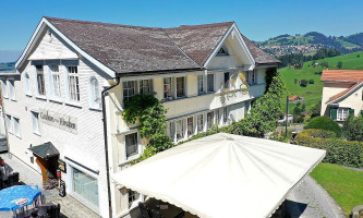 Gasthaus Zum Hirschen outside