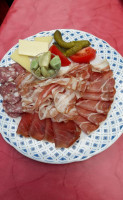 Besenbar/besenbeiz food