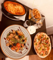 Enjoy Pizzeria food