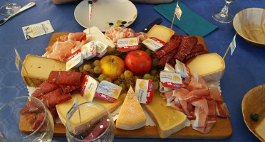 Relais Des Mayens-de-sion food