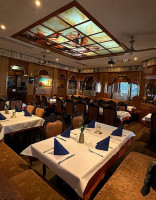 Sangam Indisches Restaurant inside