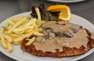Aidenbacher Schnitzel Haus food