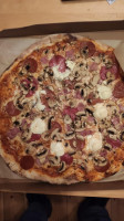 Gamba Pizza To Go food