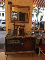 Lemon Cafe und Feinkost outside