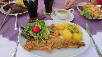 Die Fischgaststätte Steilküste food