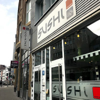 Jogi Sushi outside