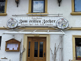 Zum Stillen Zecher outside