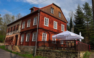 The Kyjov Terrace Inn outside