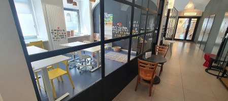 Lovo Café inside