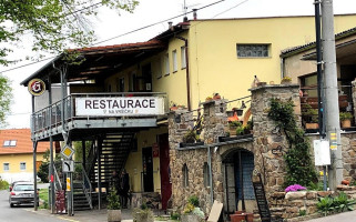 Restaurace Na Vršíčku outside