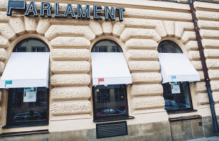 Vinohradský Parlament outside