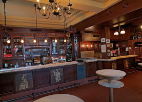 FRÜH "Em Golde Kappes" inside