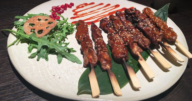 Kitcha Sticks & Rolls food