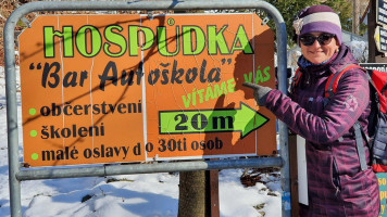 Hospoda Autoškola outside