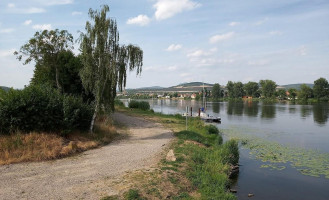 Restaurace U Přívozu outside