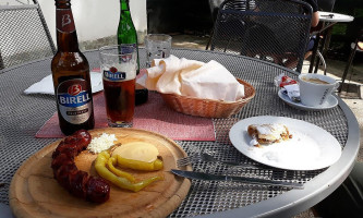 Hostinec U Pejska A Kočičky food