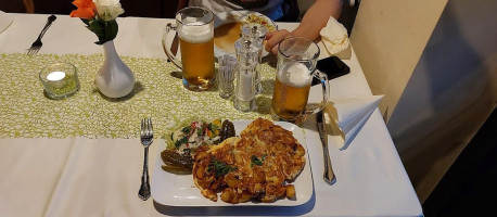 Zur Alten Brauerei food