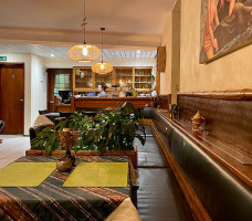Tha Chang Stuttgart inside