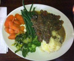 Delikatessen food