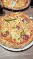 Milano Pizzeria food