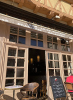 Rojava Kebab 1 outside