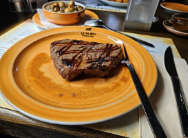 La Pampa Steakhouse food