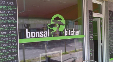 Bonsai Kitchen outside
