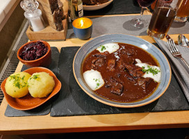 Alt-Derp Haus Stassen food