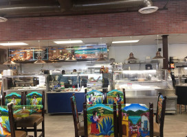 Trattoria Da Enzo inside