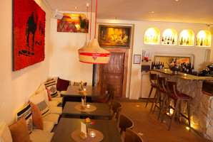 Savanna Frankfurt inside