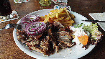 Zois Taverna food