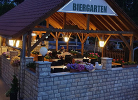 Zum Ivo outside